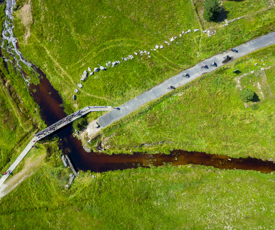 Ciemnoniebieski Zdjęcie Urodziny Post na Facebooka (5)